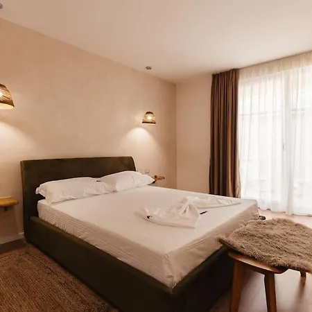 Garden By Holistay Tirana