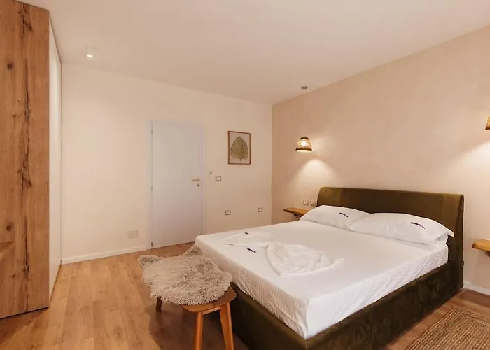 Garden By Holistay Tirana