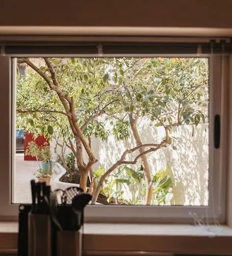 Apartment Garden By Holistay Tirana