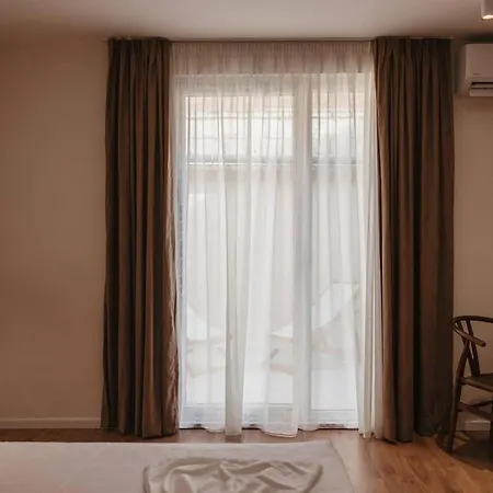 Garden By Holistay Apartment Tirana
