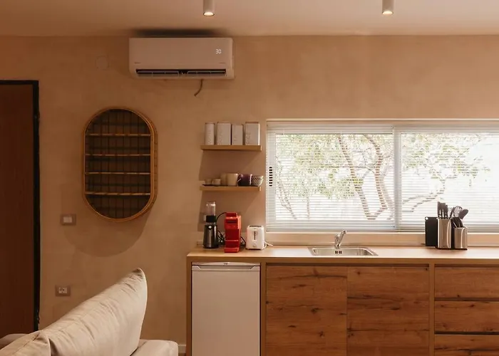 Garden By Holistay Lägenhet *