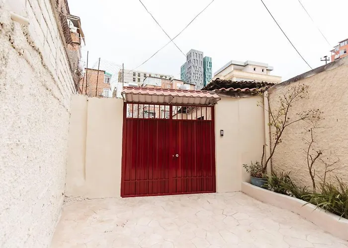 Lägenhet Garden By Holistay