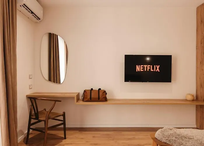 Apartman Garden By Holistay Tirana