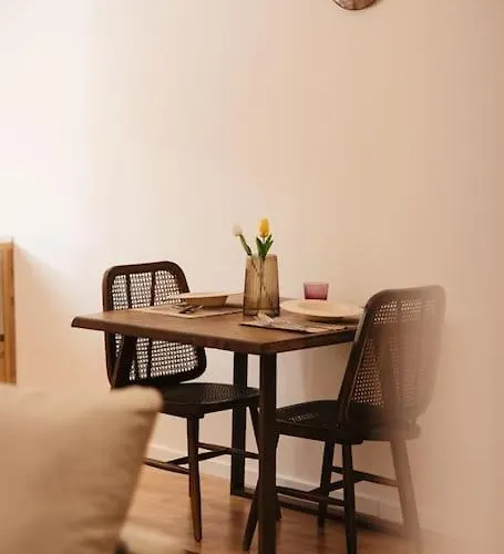 Garden By Holistay Lägenhet