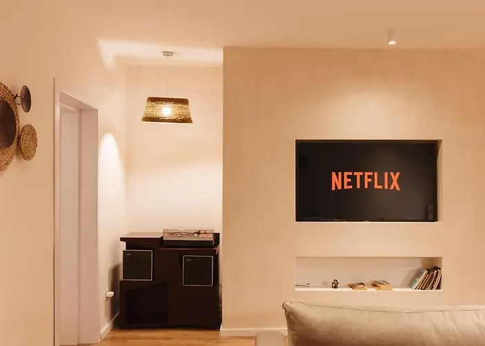 Lägenhet Garden By Holistay *